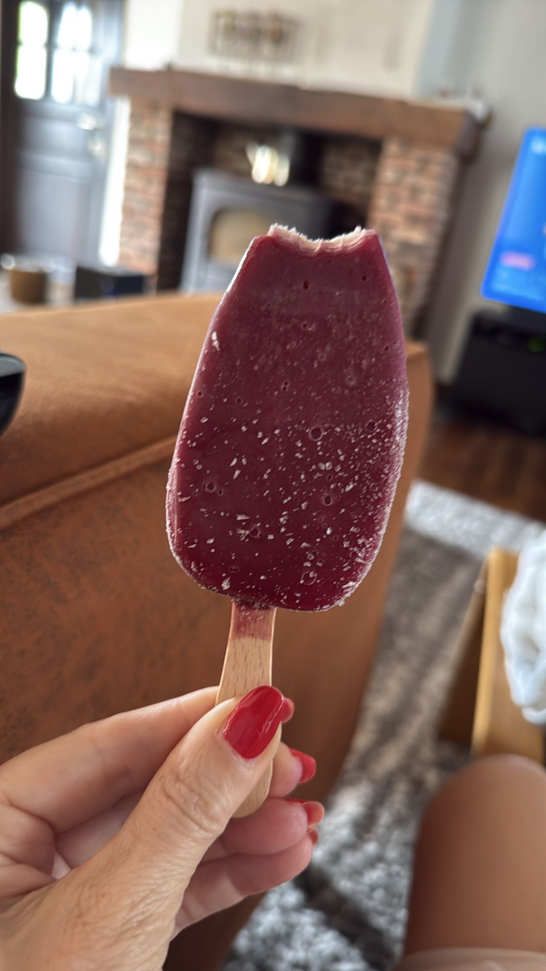 fruitijsje op stokje