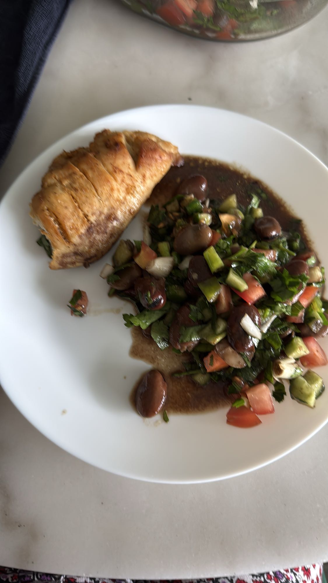 Kyckling med bönsallad