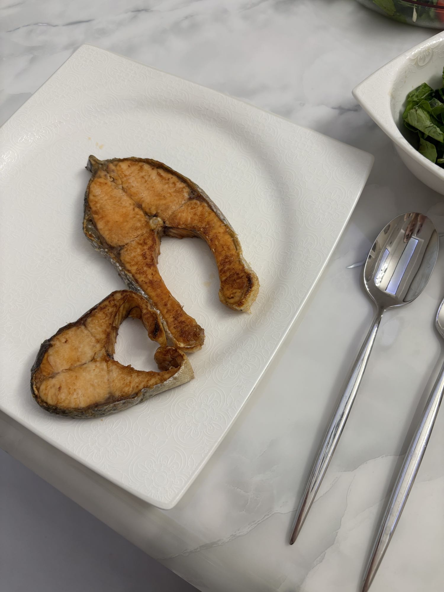 Izgara somon dilimleri