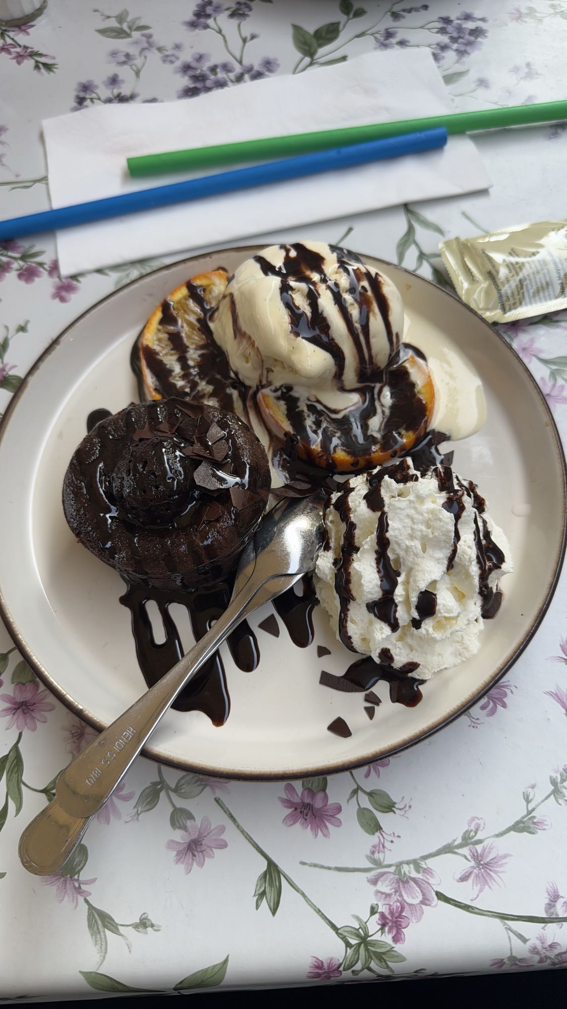 Schokoladen-Nachtischplatte