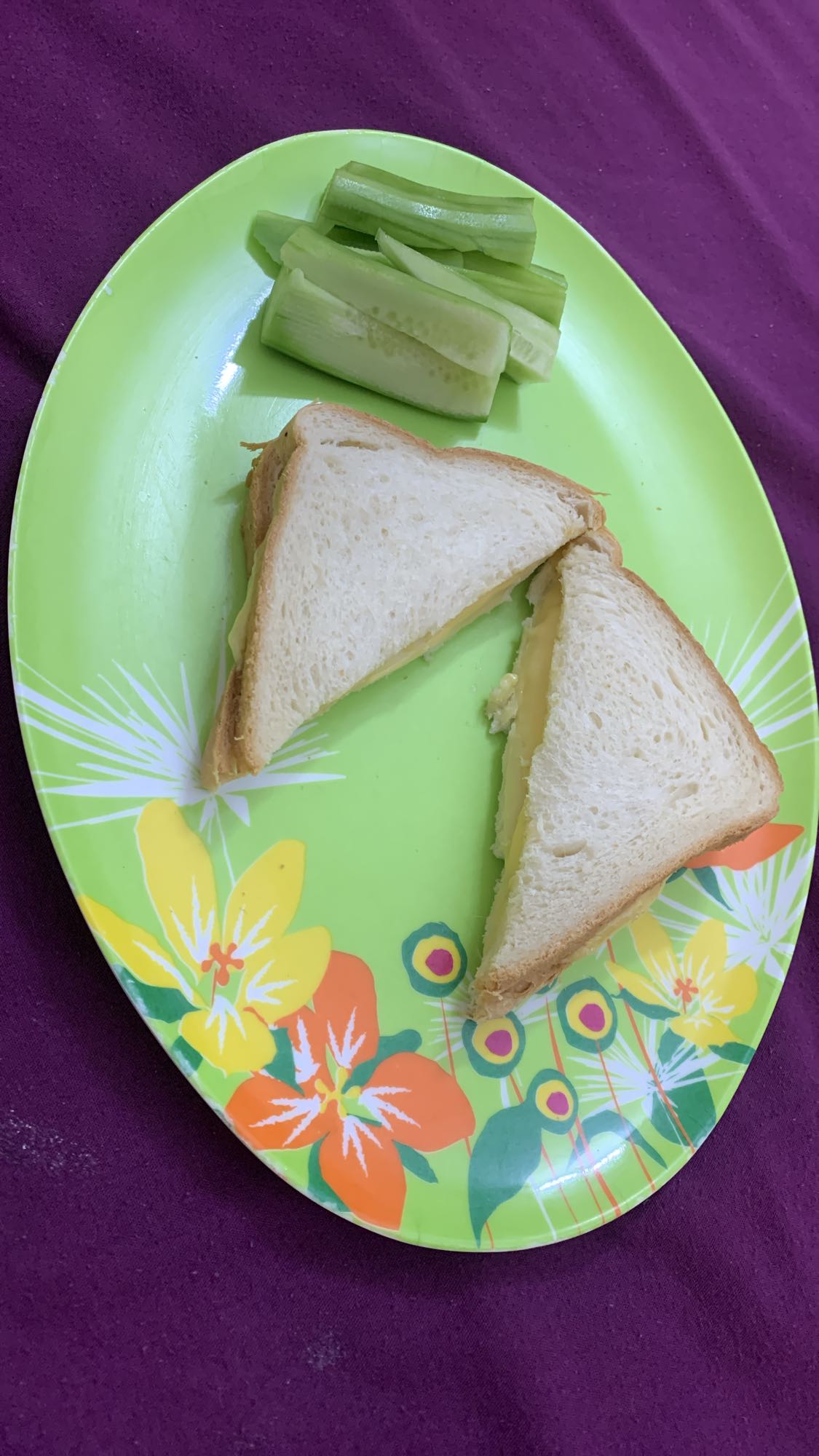 Cheese Sandwich & Cucumber