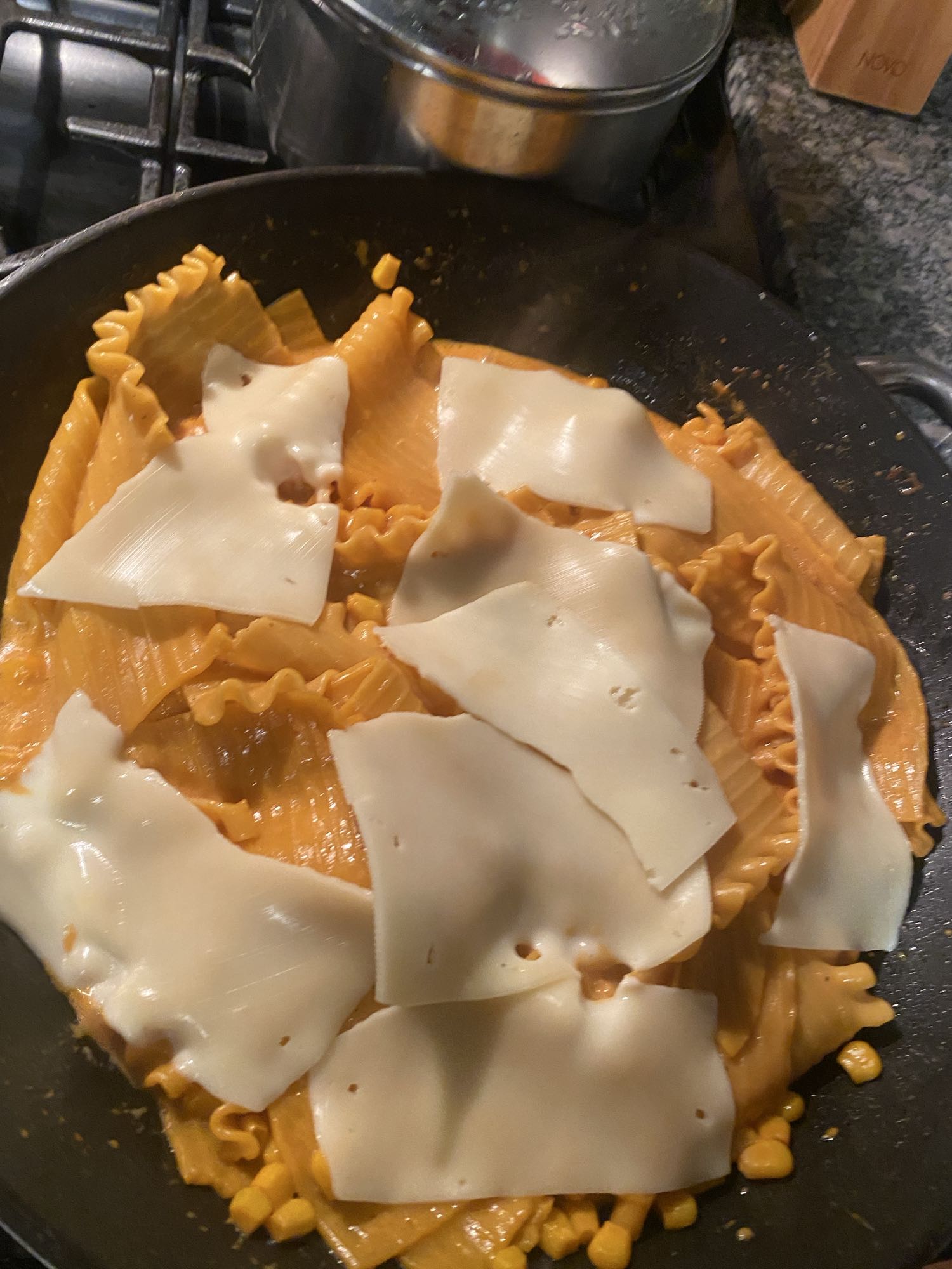 Lasaña con maíz y queso