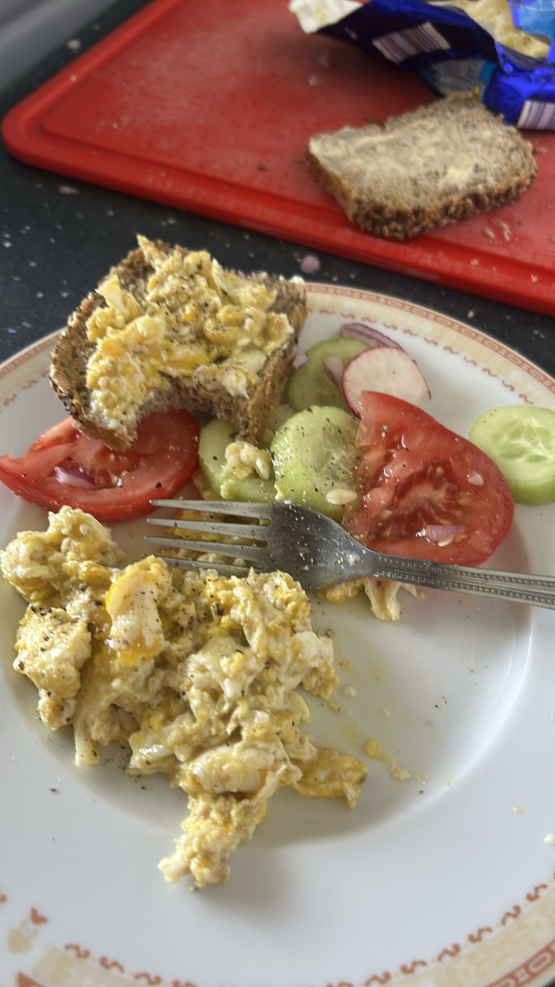 Jajecznica z warzywami