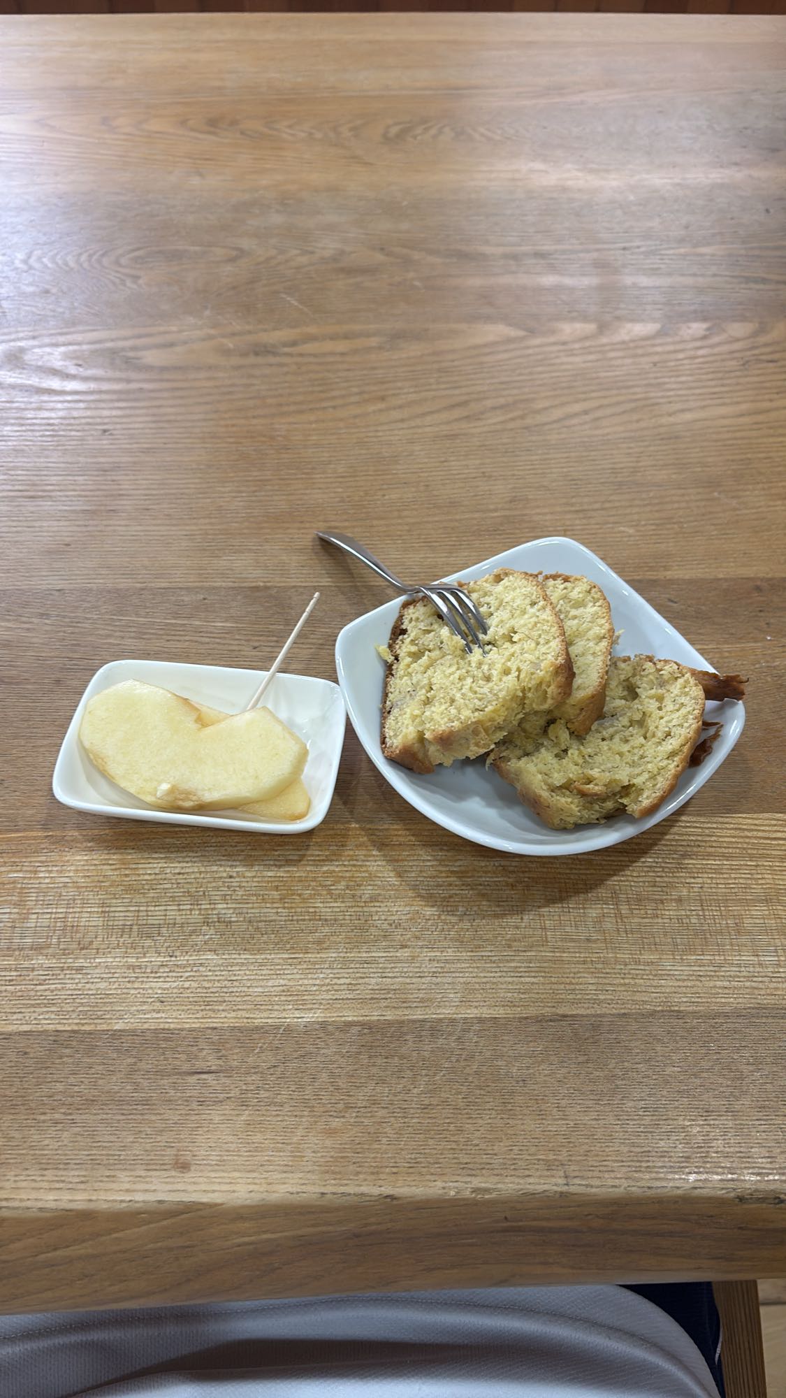 りんごとパウンドケーキ