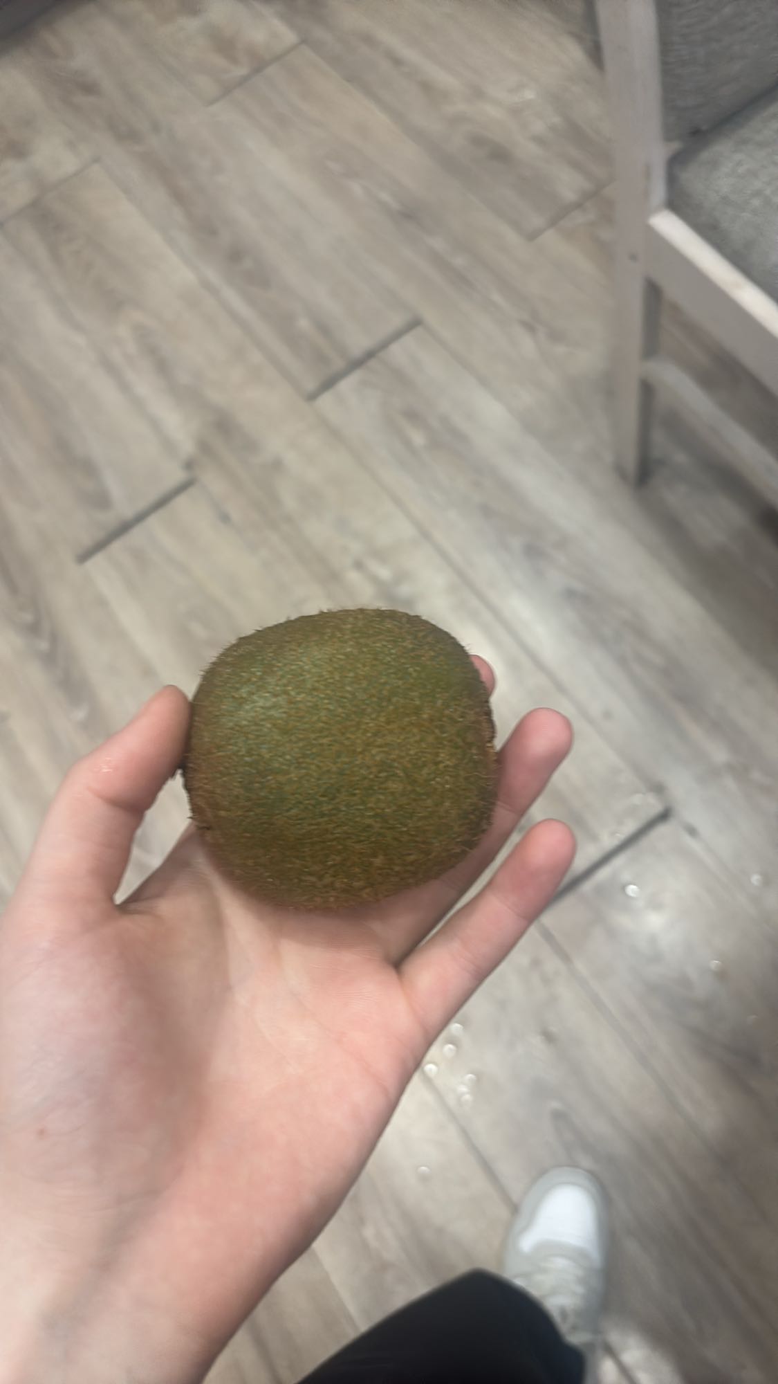 Whole Kiwi Fruit