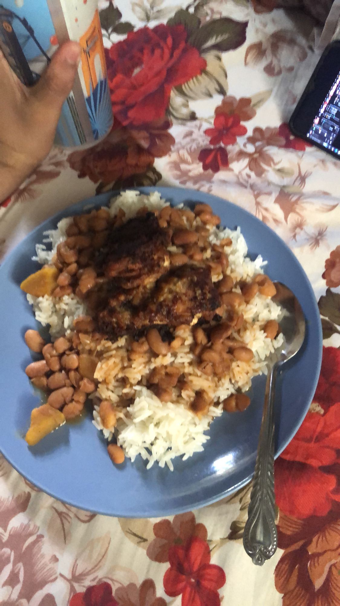 arroz con frijoles y pollo