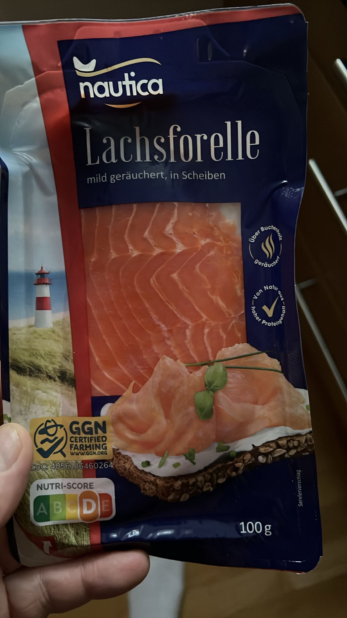 Wędzona pstrąg łososiowy