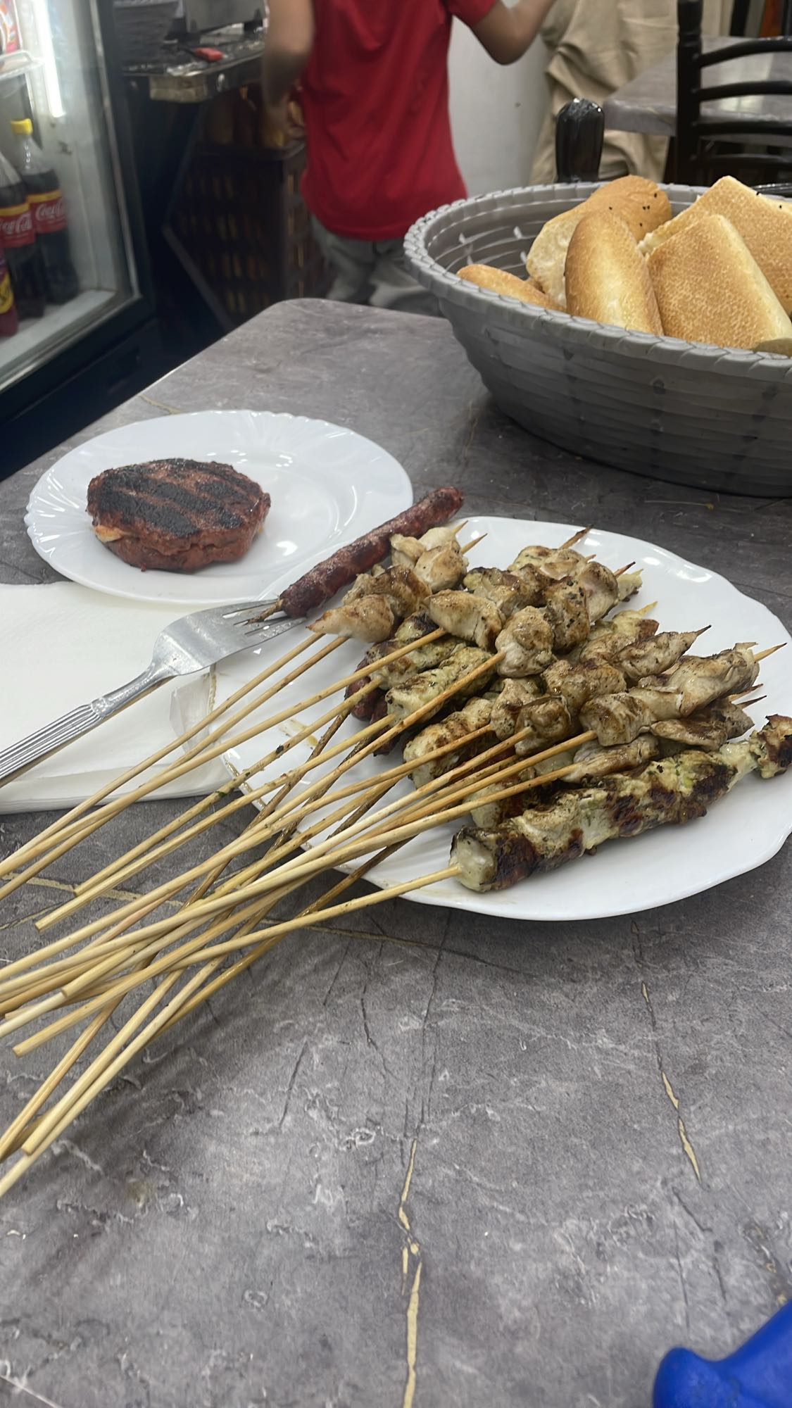 Brochettes et pain