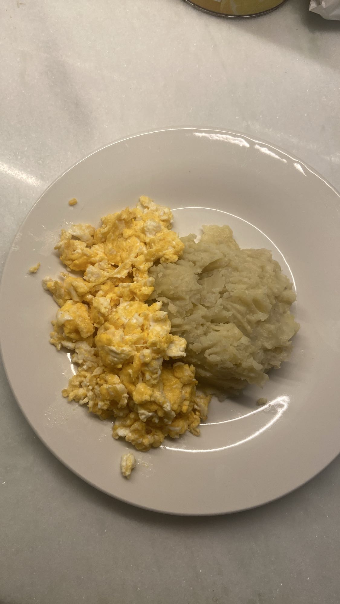 huevos con yuca