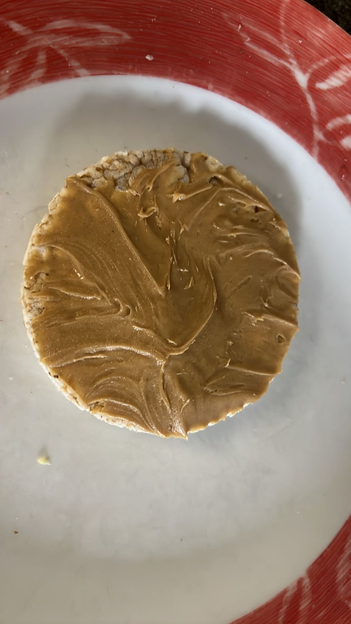 Rice cake with peanut butter