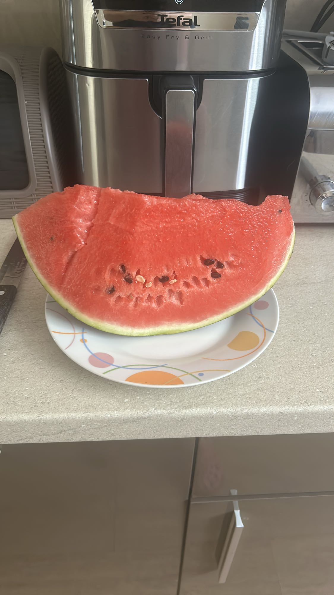 Felie mare de pepene roșu