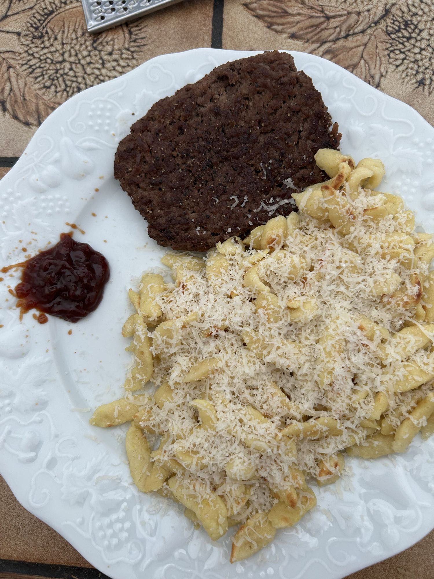 Spätzle au fromage et steak