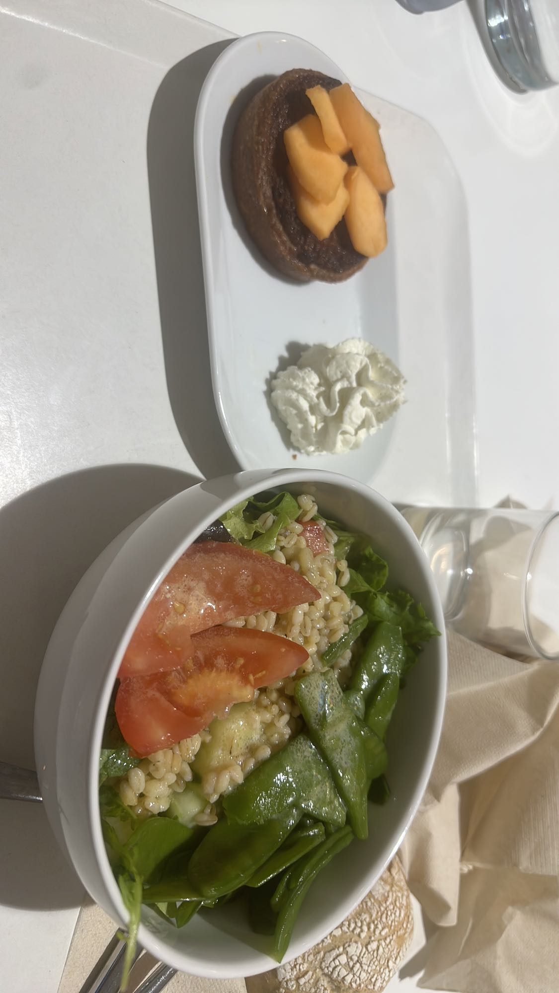 Salade orge et dessert