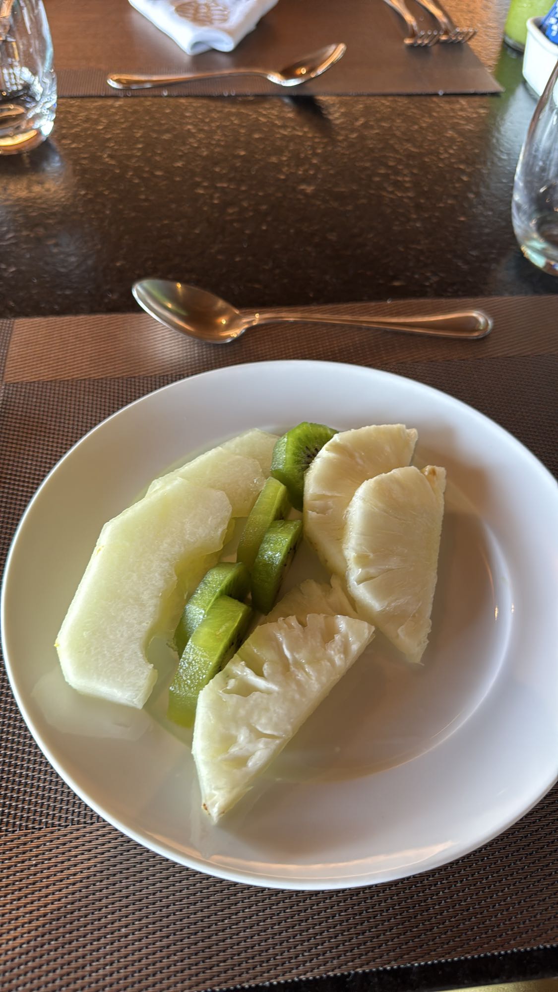 Plato de frutas frescas