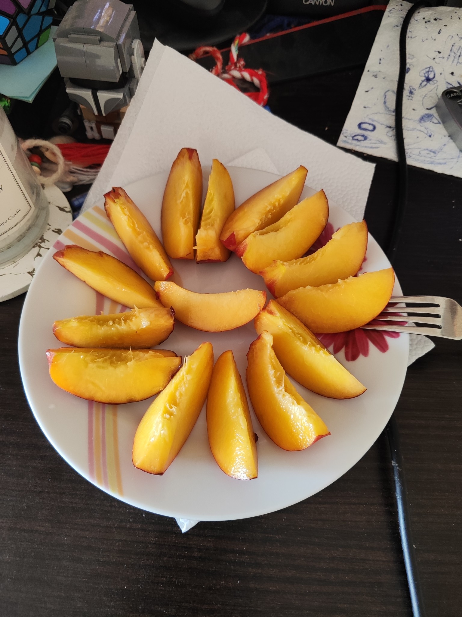 Sliced Peach Plate