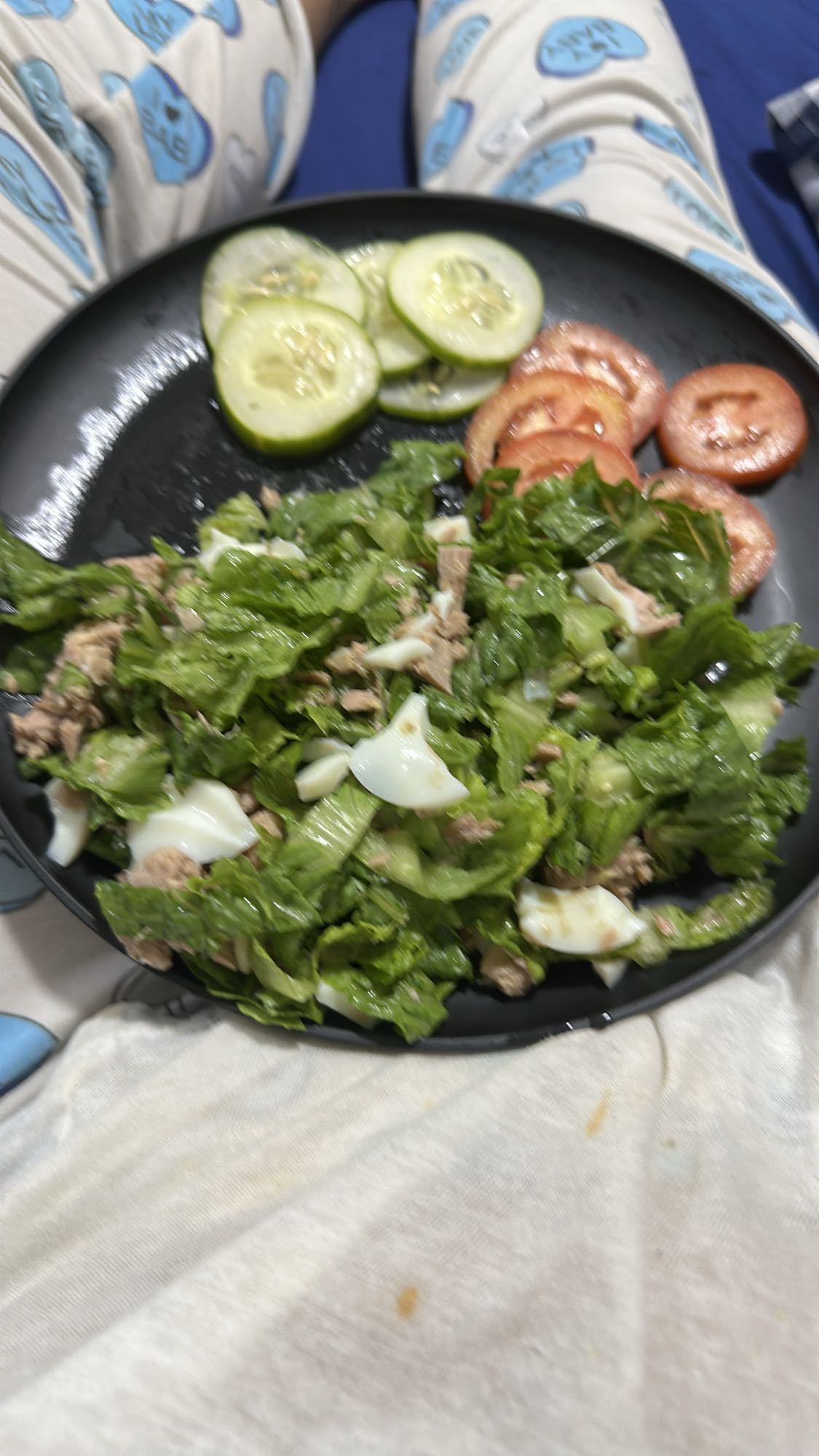 Ensalada de atún y huevo