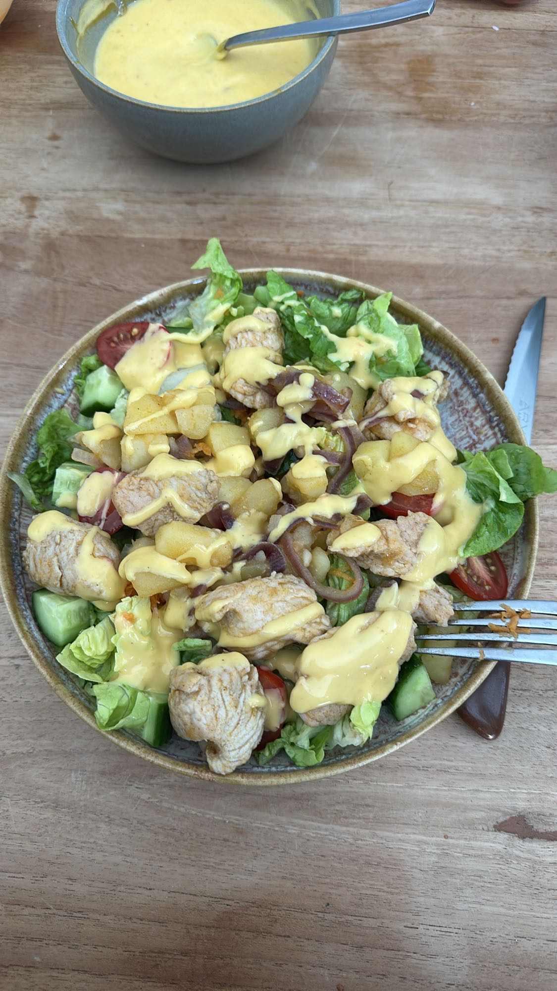 Kipsalade met dressing