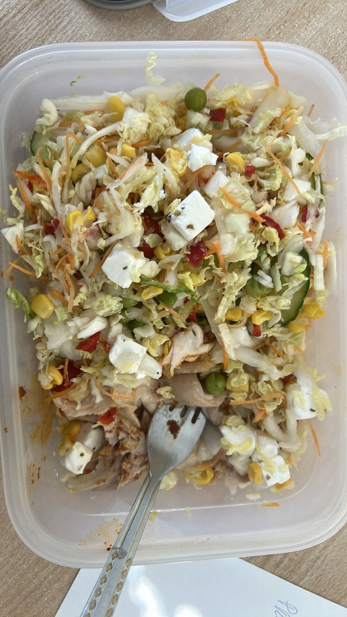 Sałatka z kurczakiem i fetą