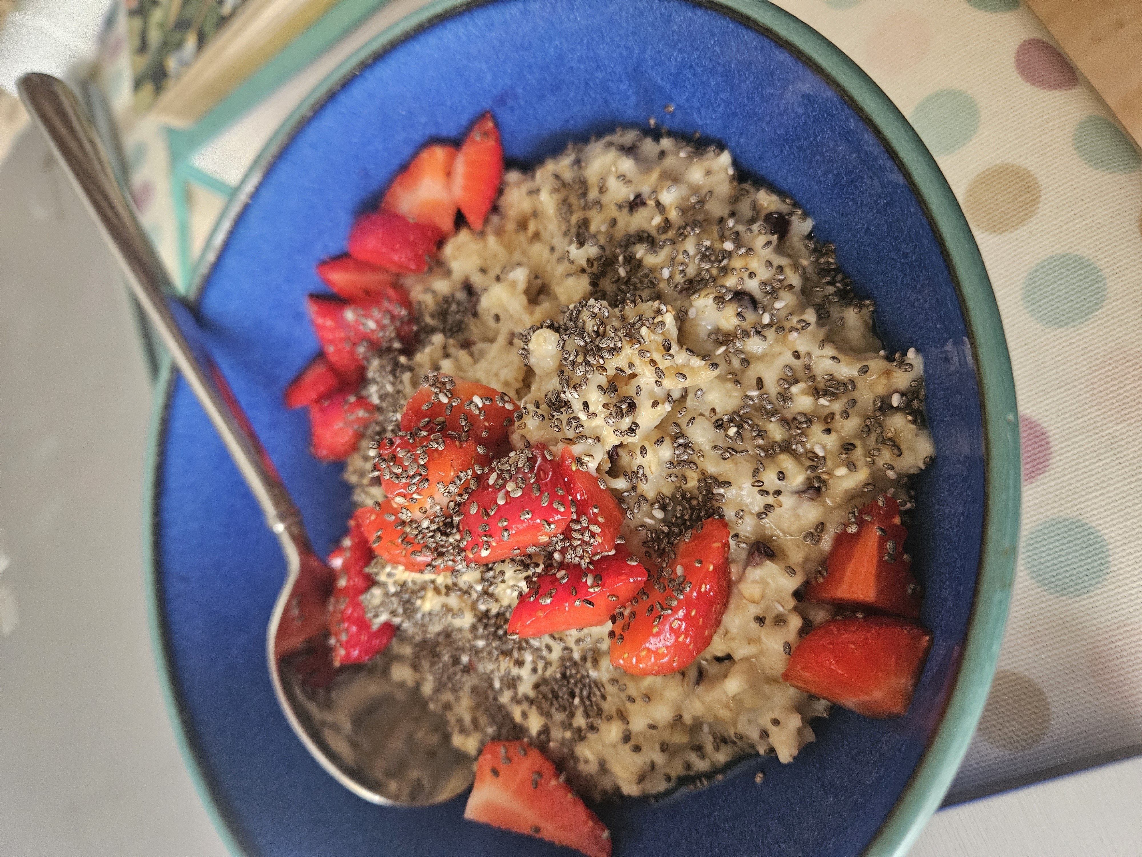 Oatmeal with Strawberries