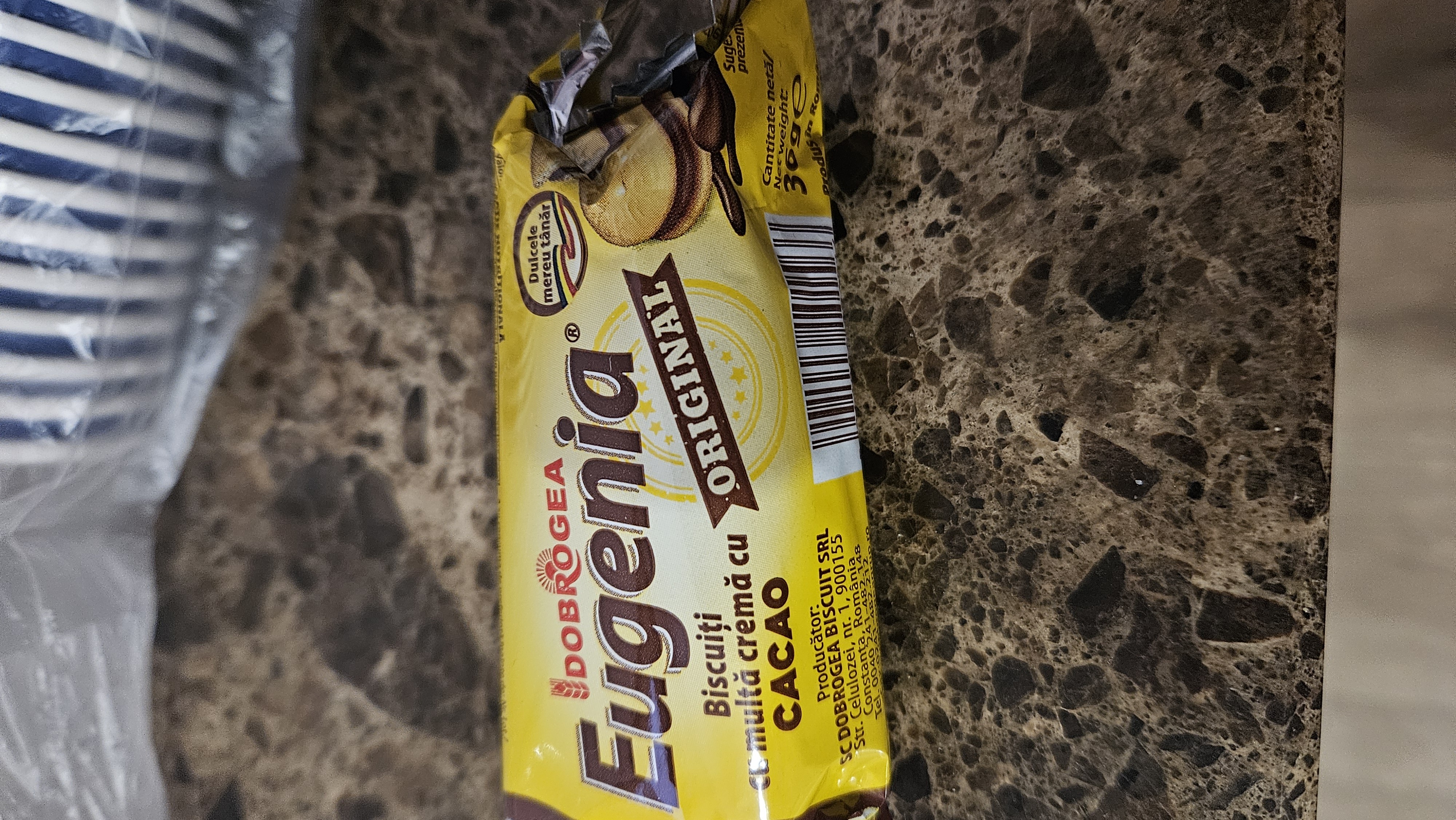 Eugenia cacao biscuit