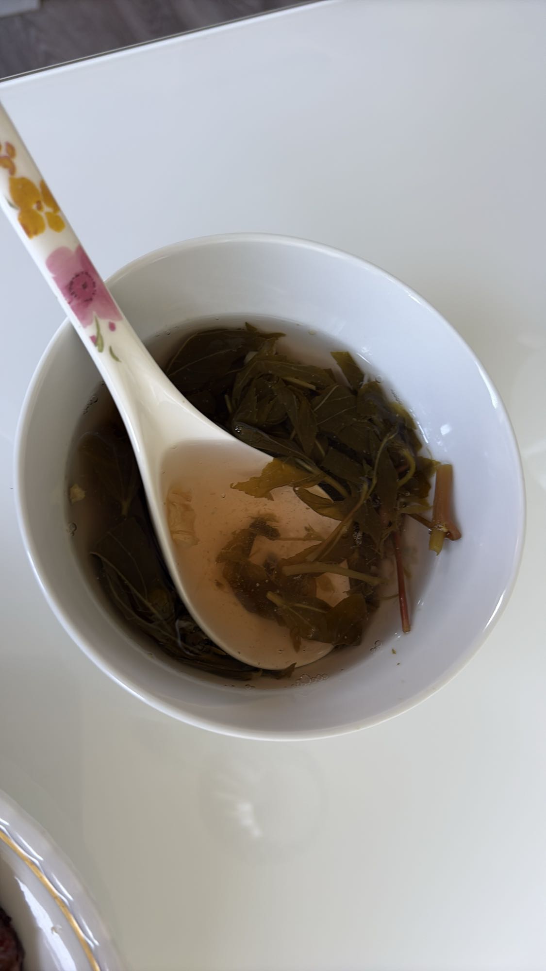 Leafy vegetable soup