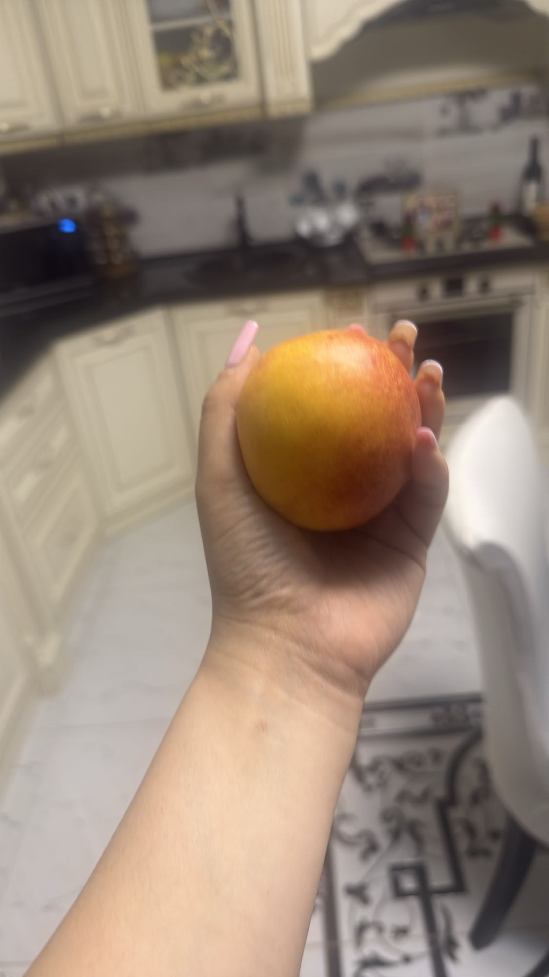 Nectarina proaspătă