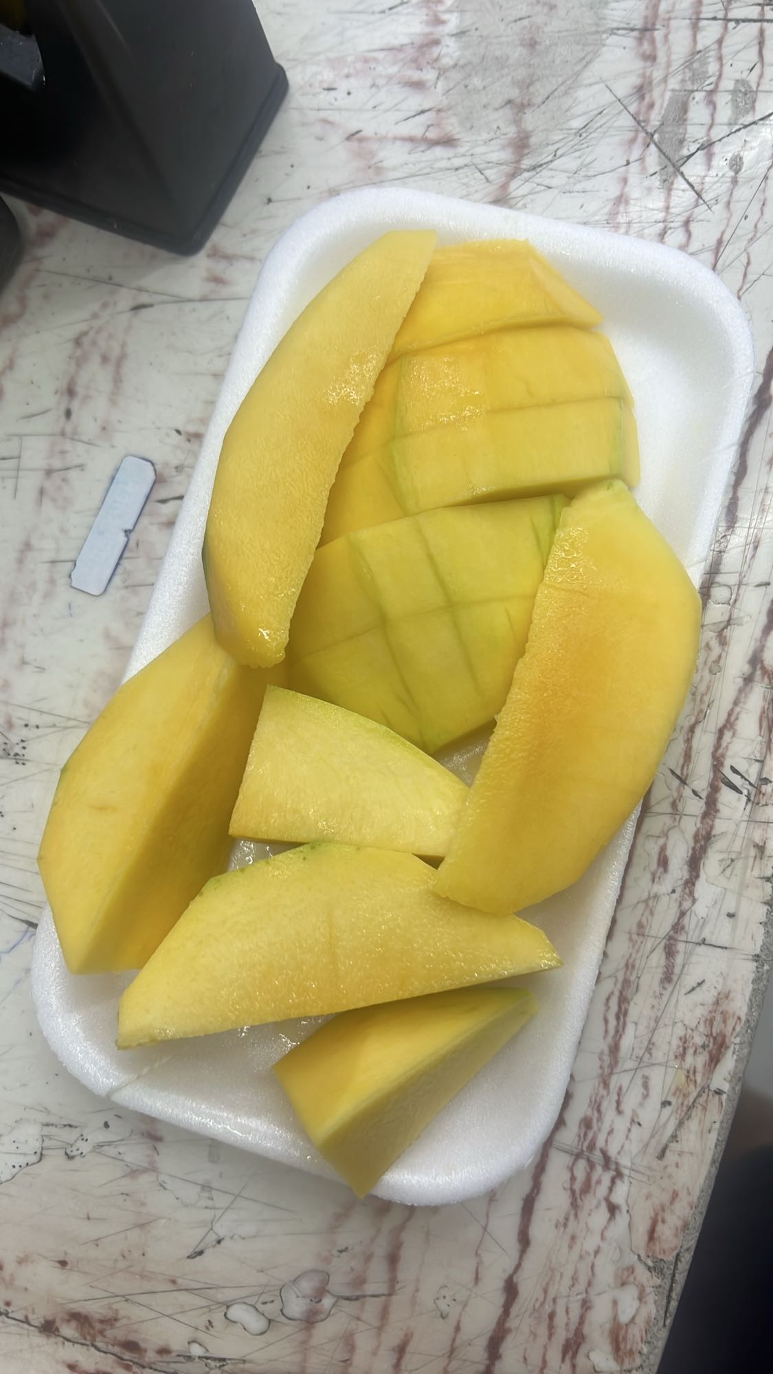 Mango en rodajas