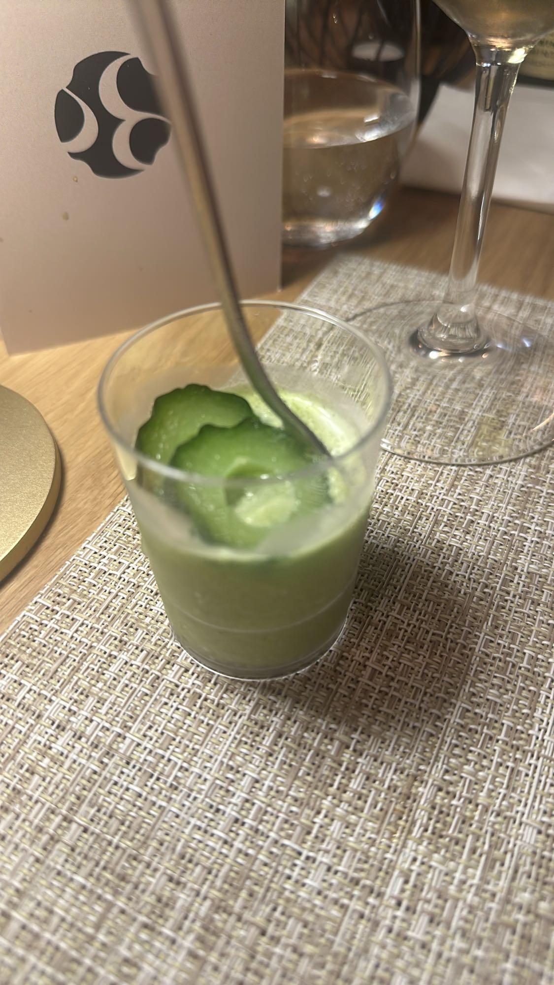 Supă rece de castraveți