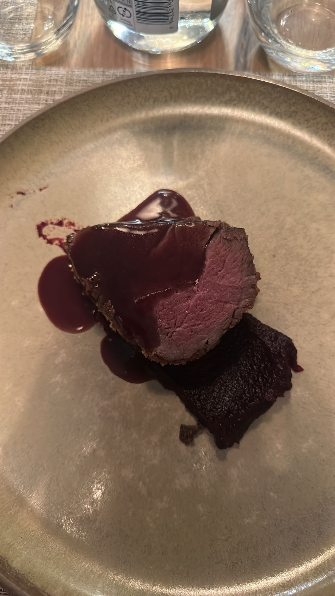 Friptură cu sos de vin