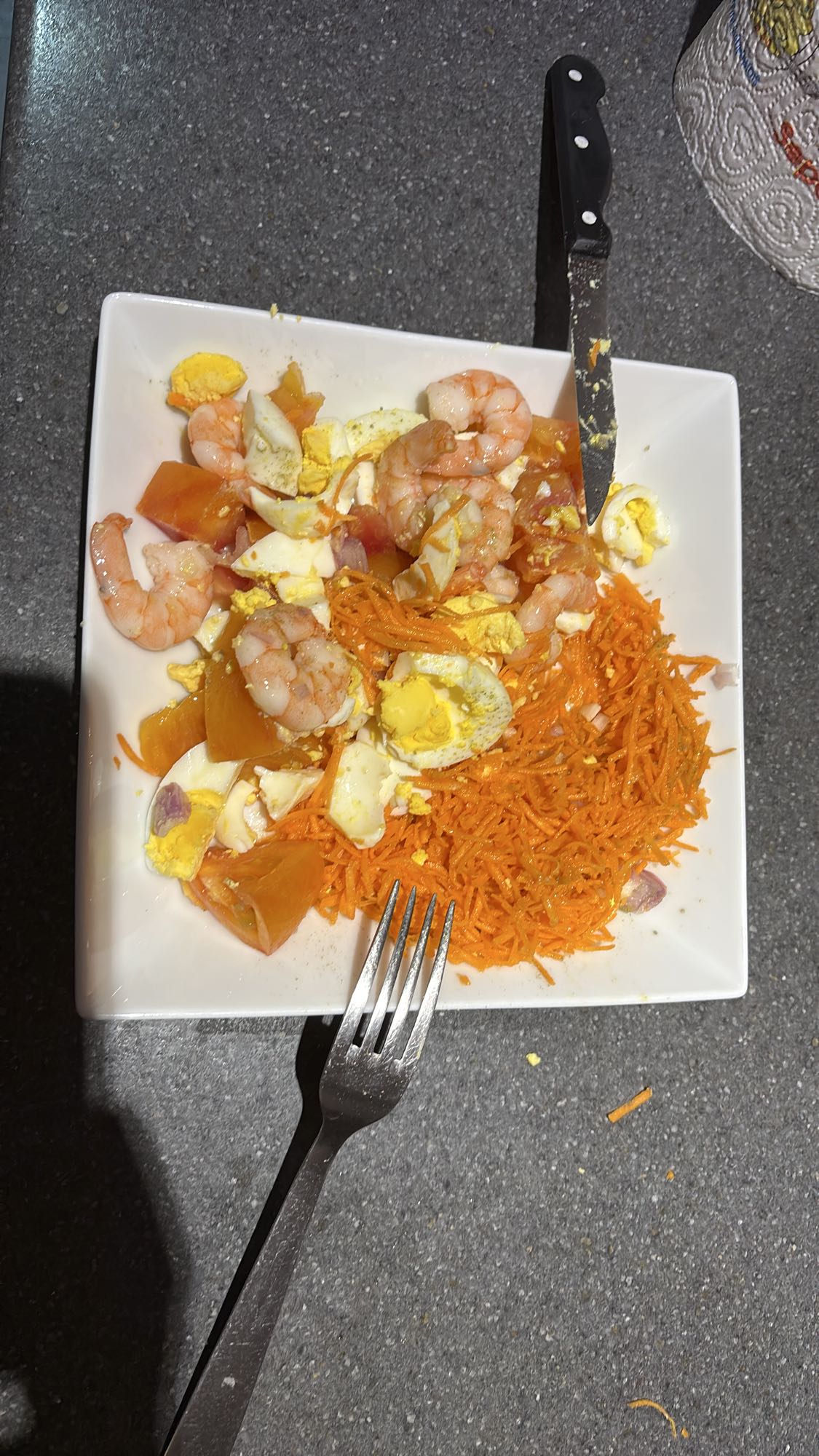 Salade crevettes œufs