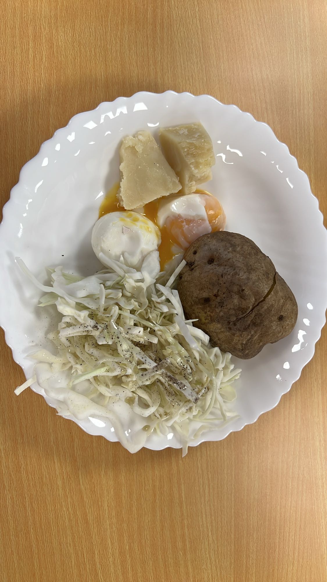 Cartof, ou, varză, parmezan