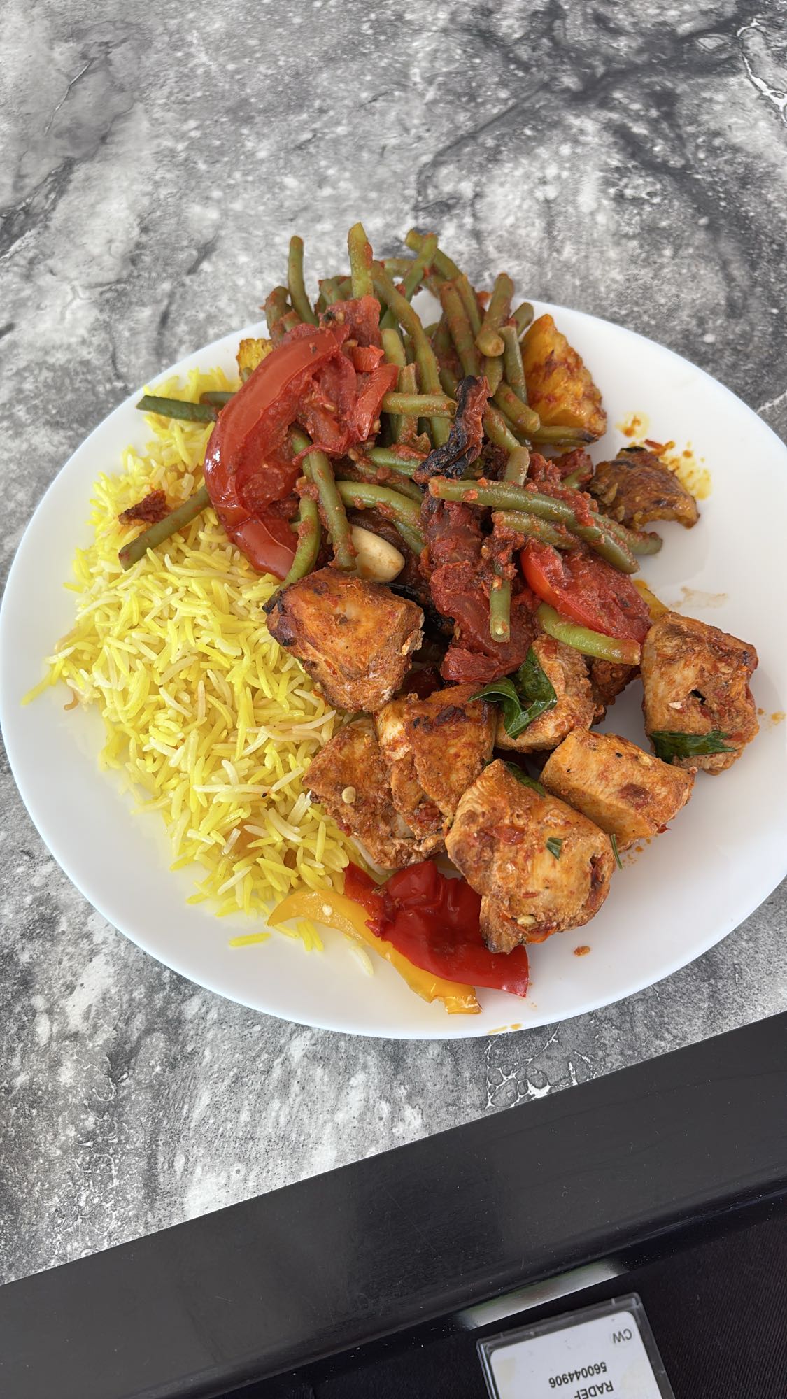 Poulet, haricots verts et riz