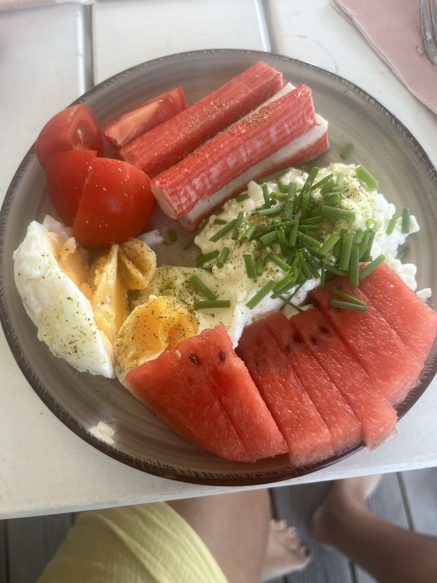 Sommartallrik med ägg