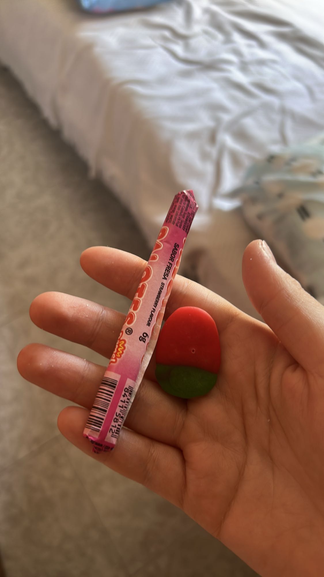 Dulces de fresa y gomita