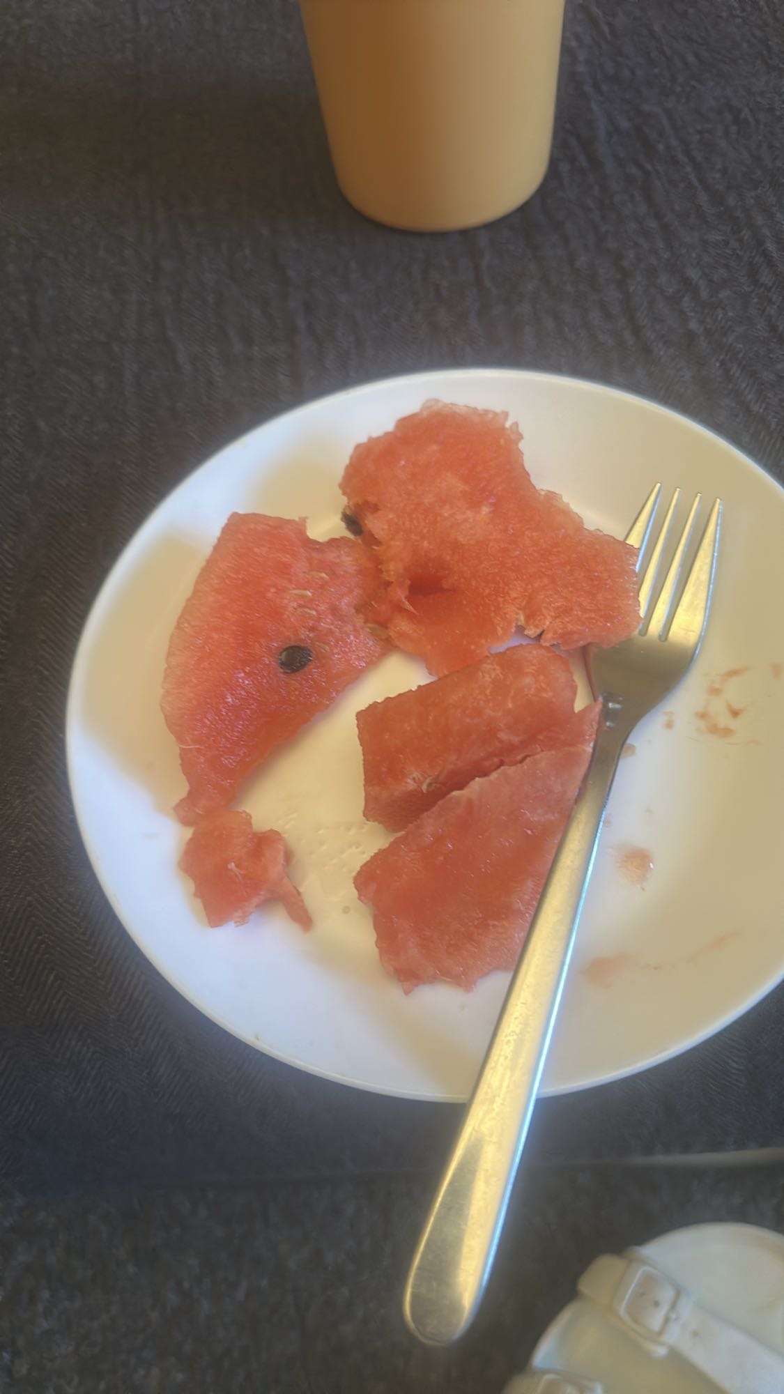 Vattenmelon på tallrik