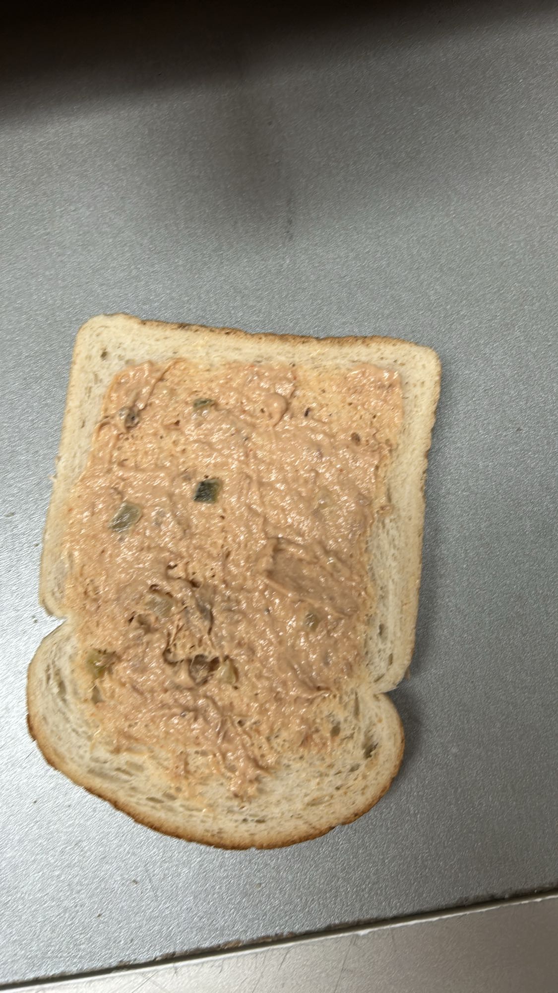 Tonijnsalade op brood