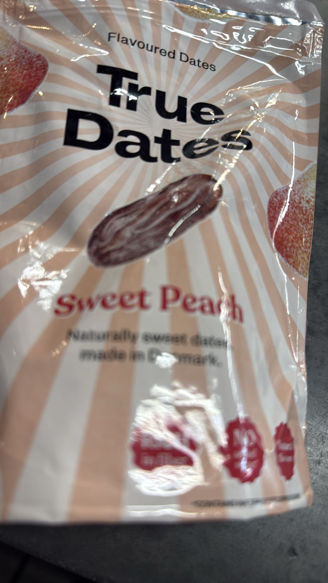 Dadels met perziksmaak