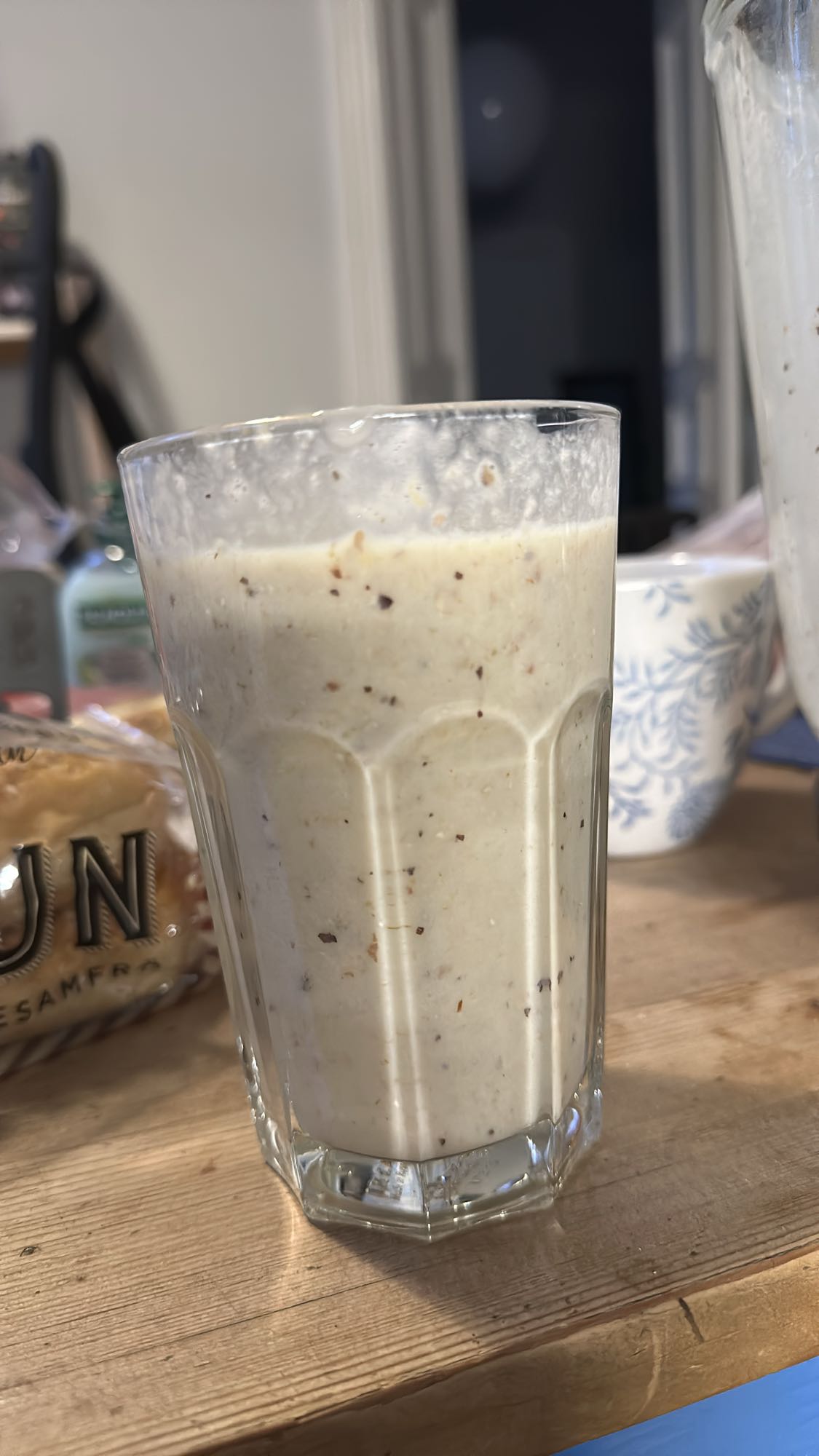 Banan- och nöt-smoothie