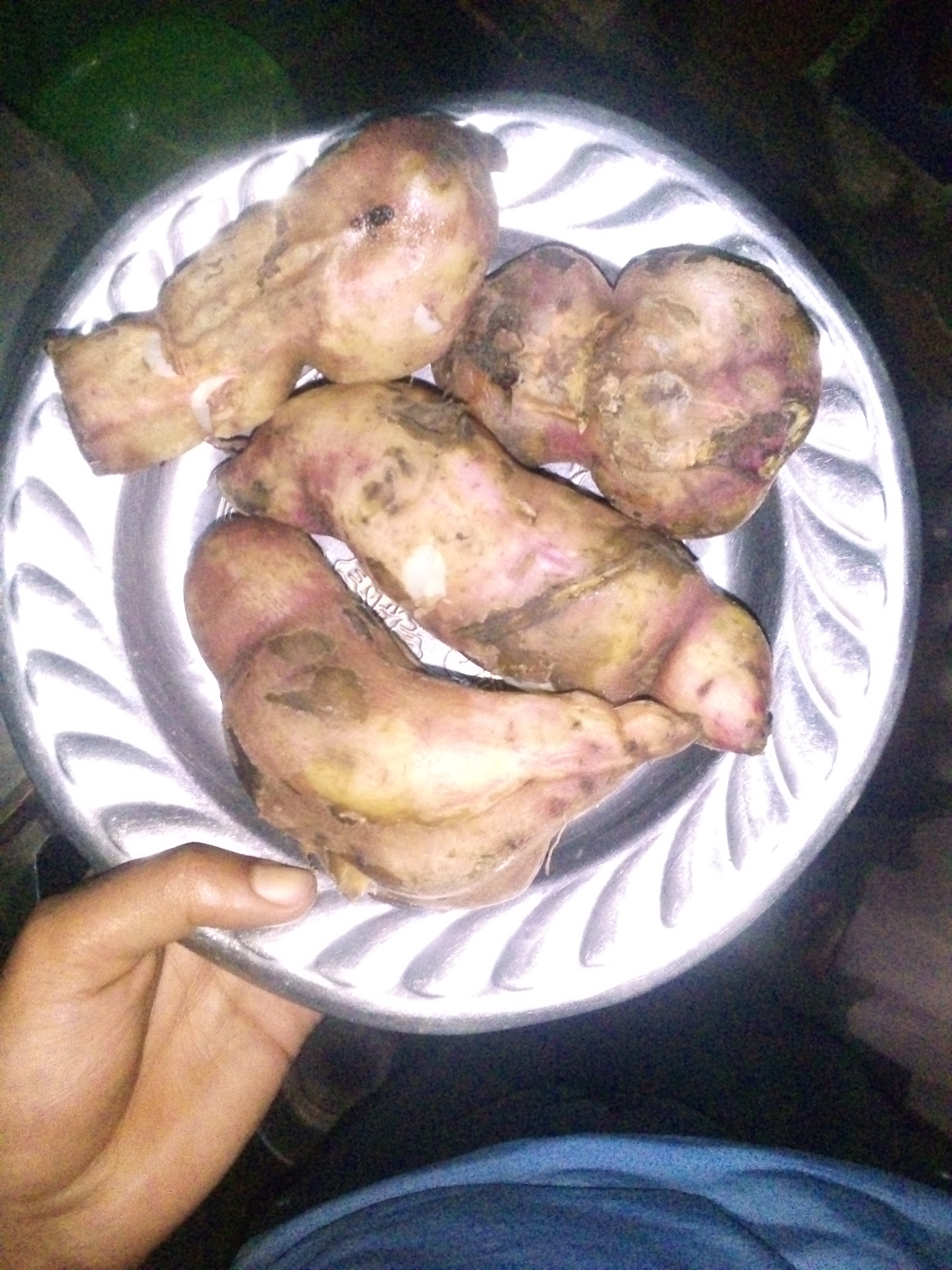 Boiled sweet potatoes