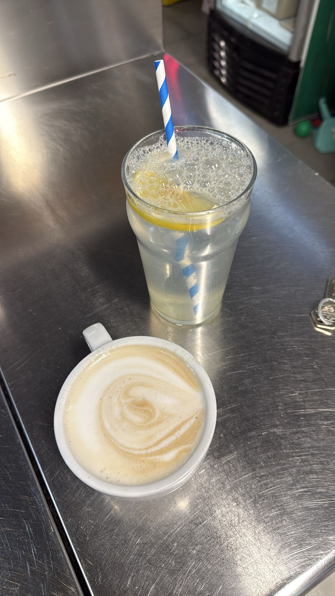Lemon water & latte