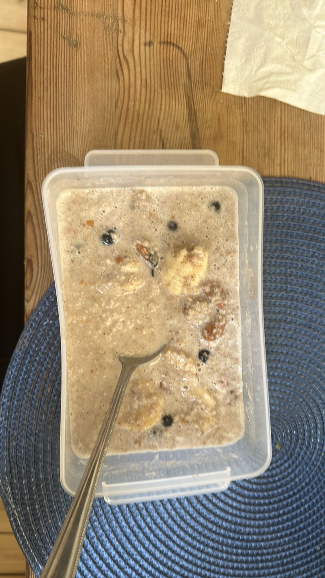 Havregrynsgröt med frukt