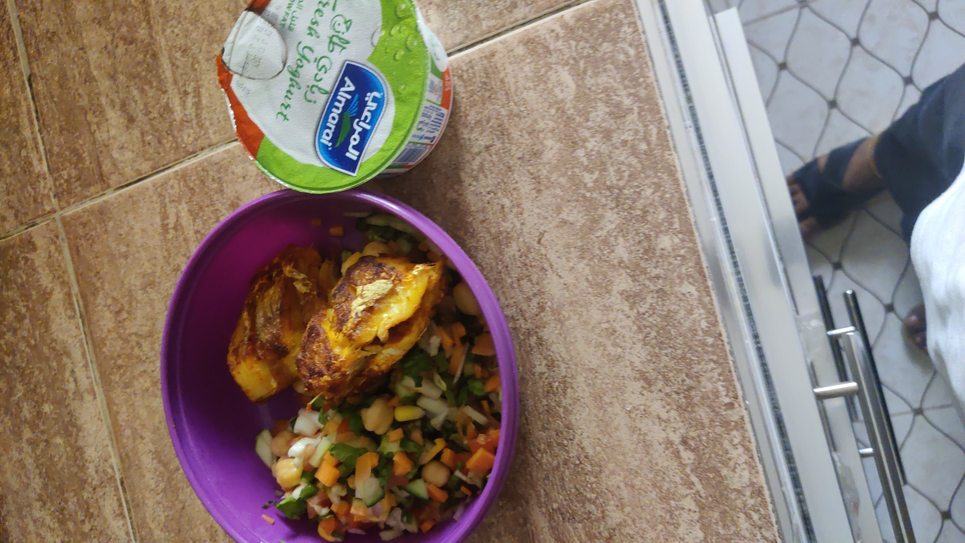 Chicken salad with yogurt