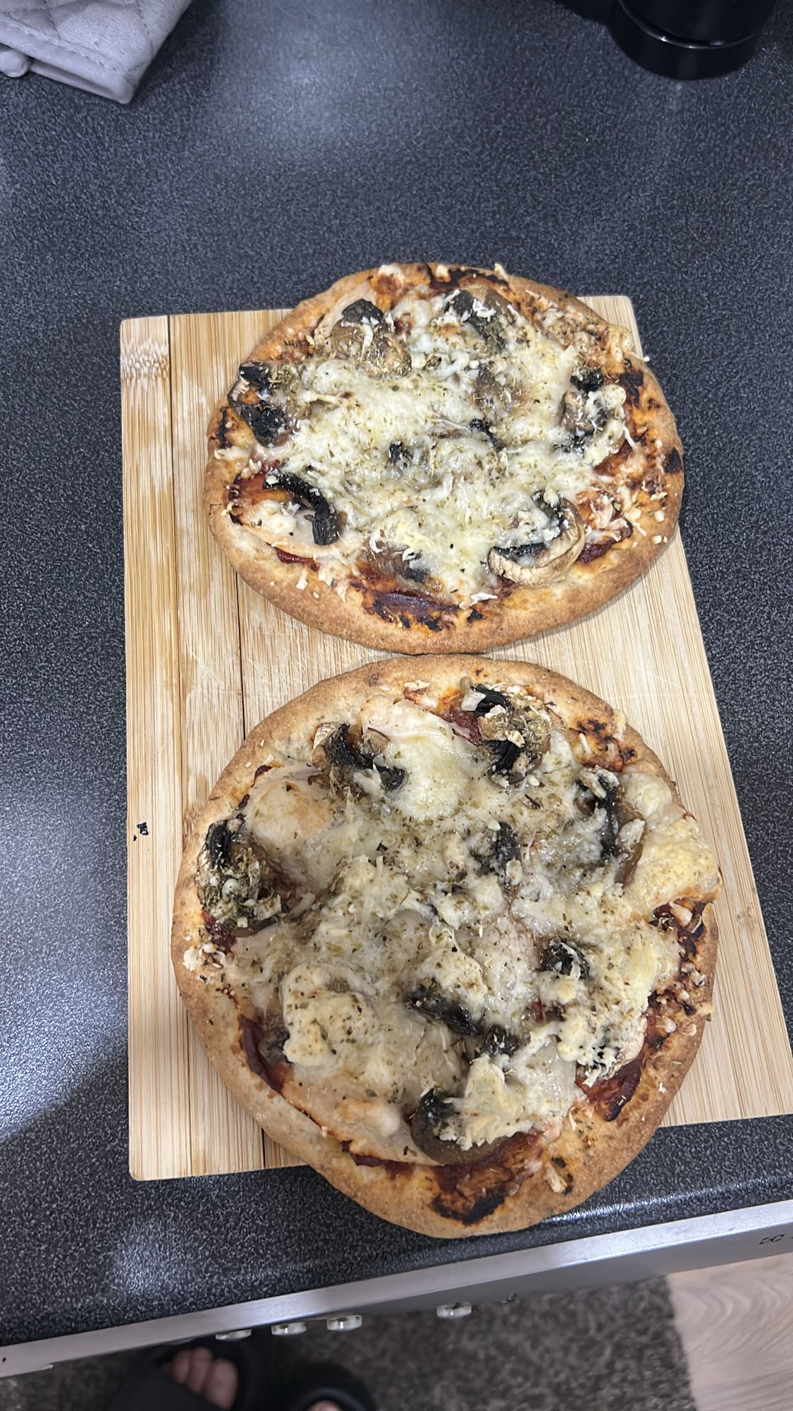 Hjemmelaget sopp-pizza