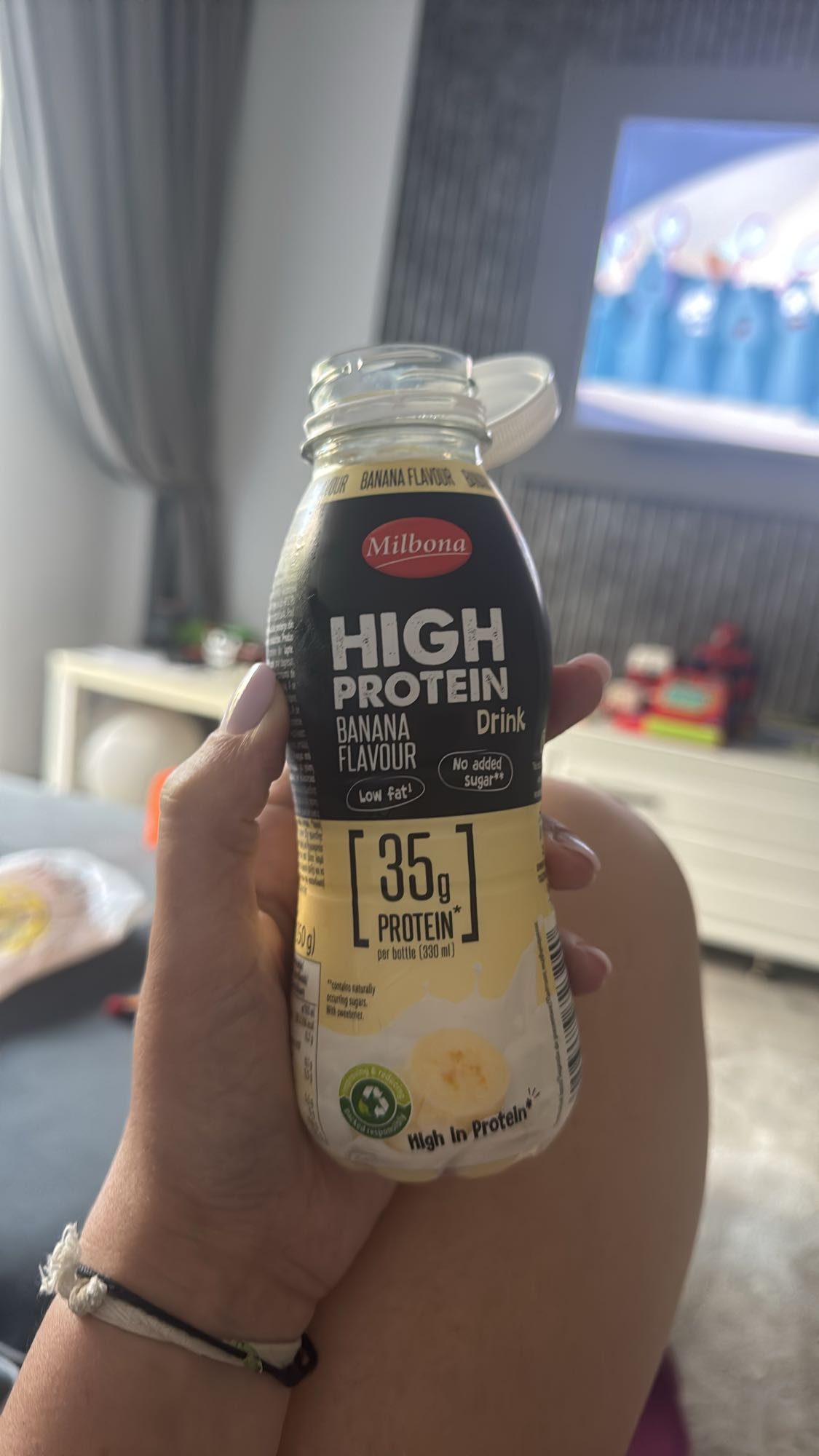 Băutură proteică banană