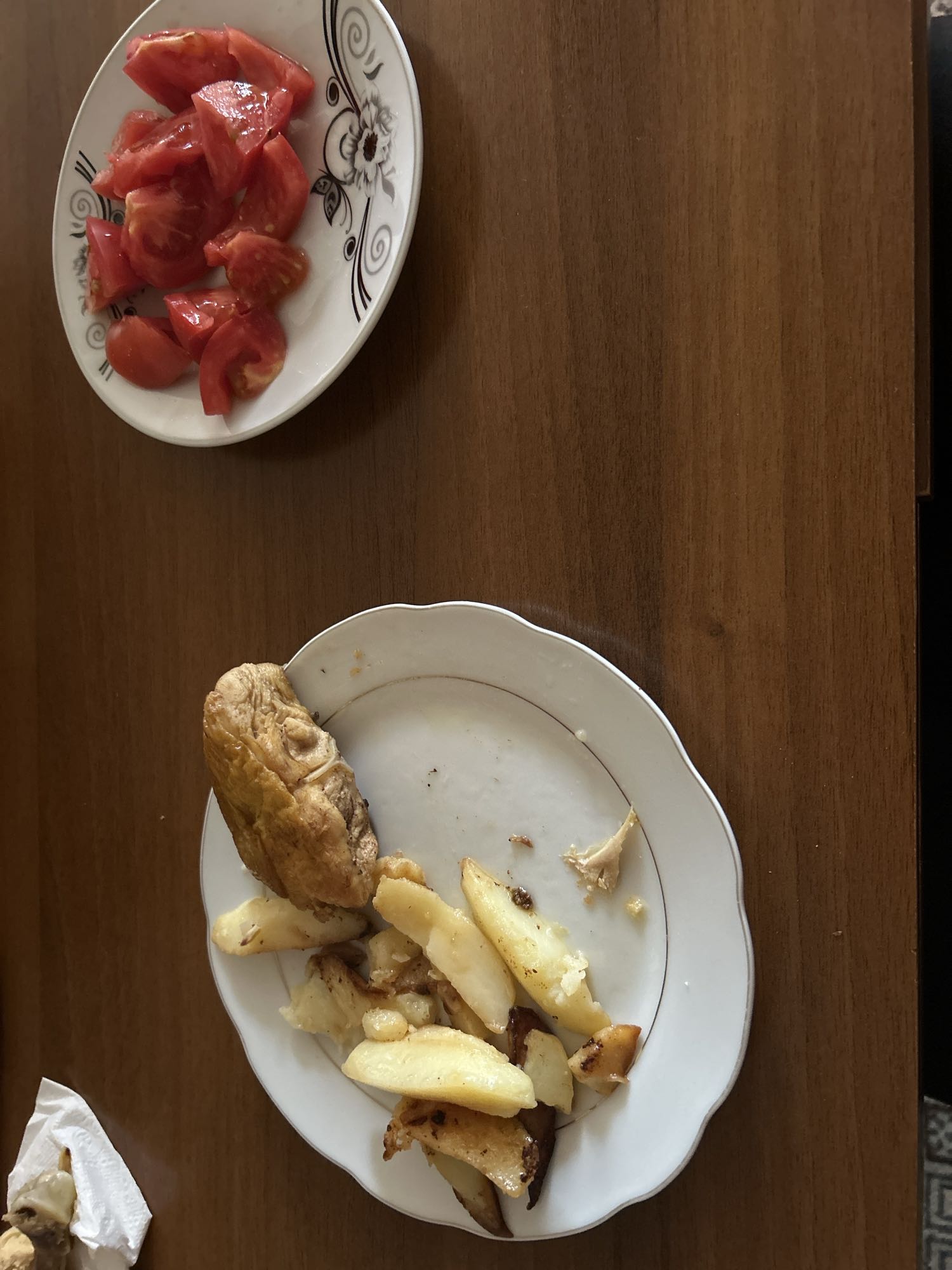 Chicken, potatoes, tomatoes