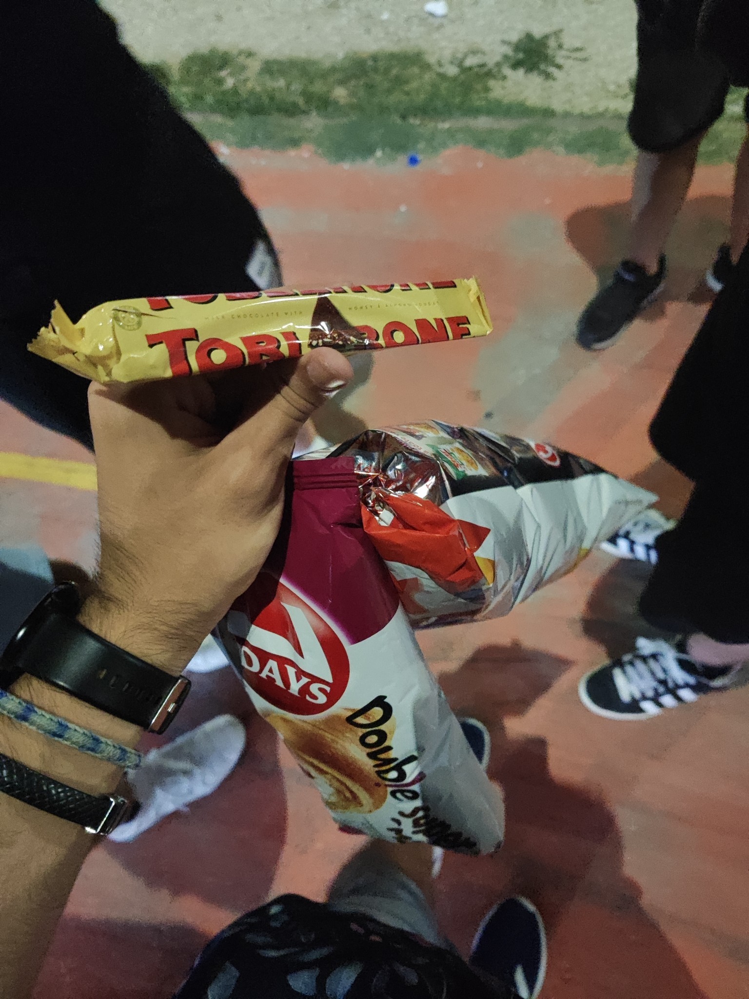 Toblerone & 7Days Snack