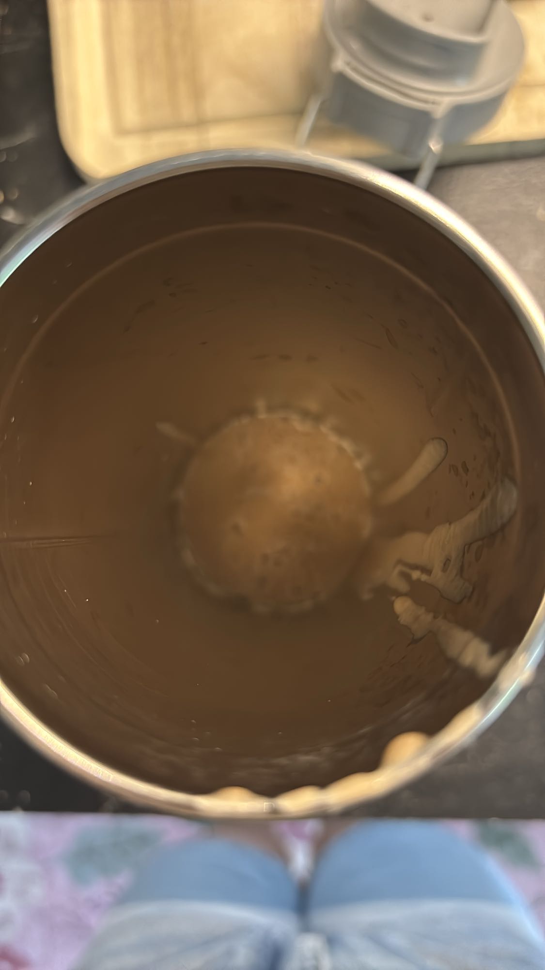 kawa rozpuszczalna z mlekiem i odżywką białkową