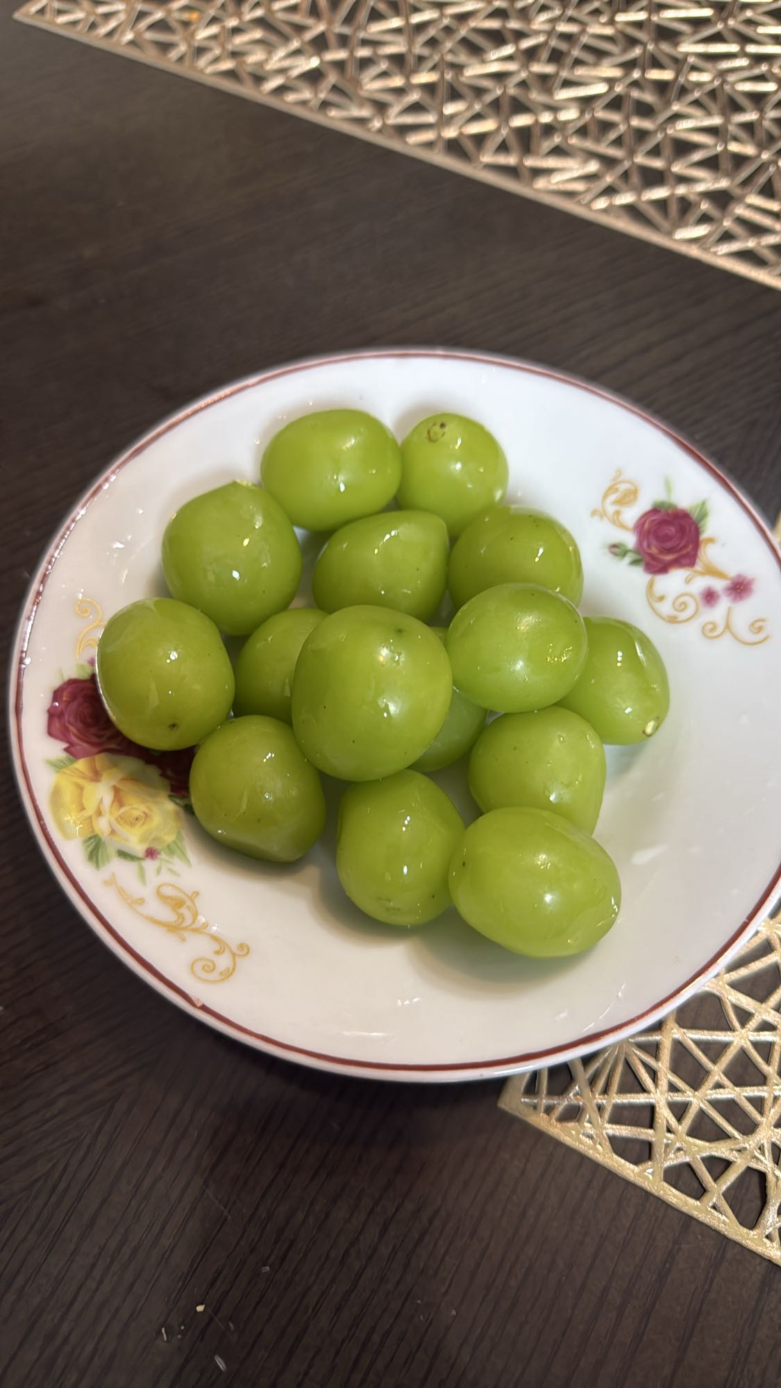 Fresh green grapes