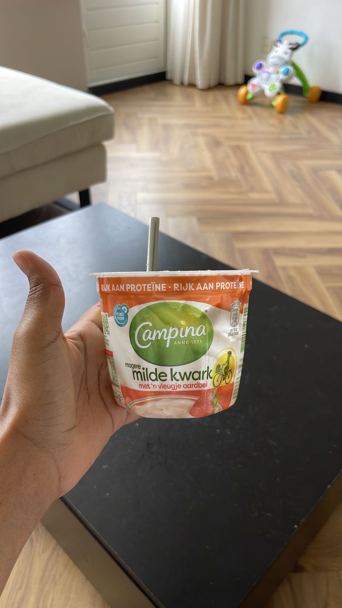 magere milde kwark aardbei