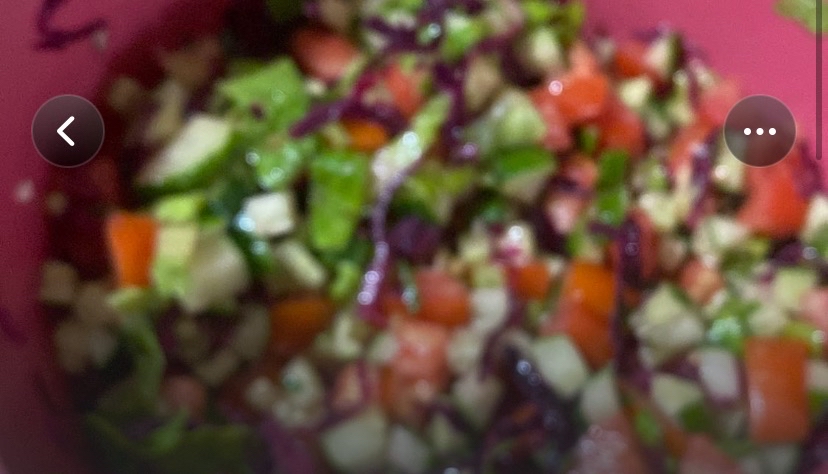 سلطة خضار طازجة